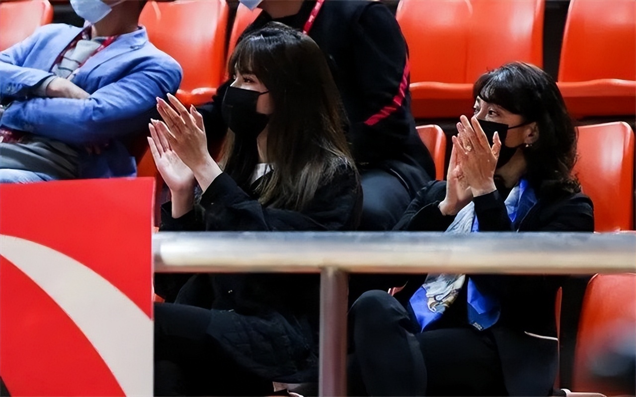 新疆男篮主教练阿的江换成谁,新疆主帅阿的江儿子