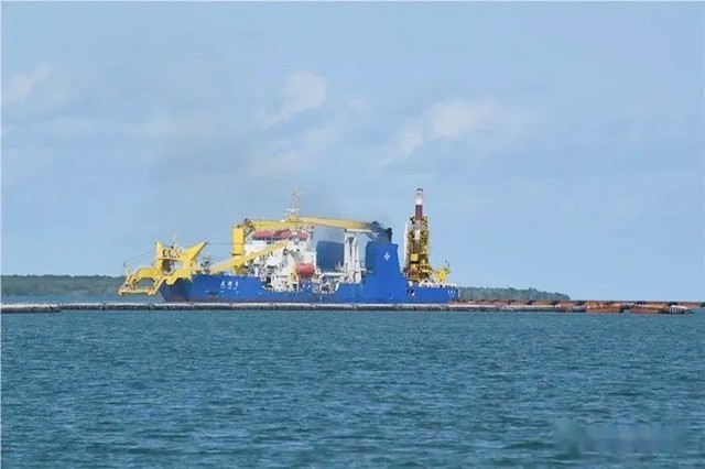 我国在南海部署了几艘航母,南海天鲸号航空母舰