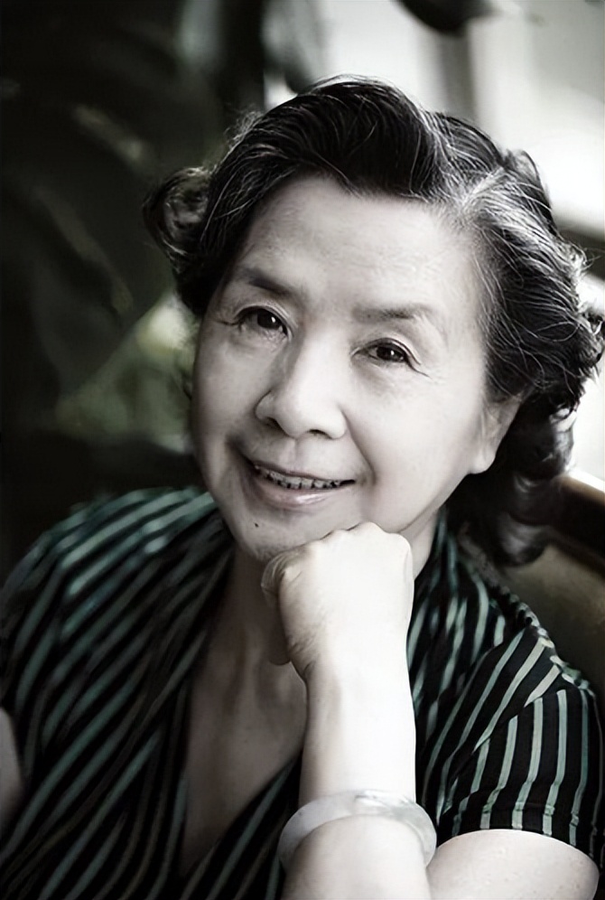 39岁去世的名人,10天之内7位名人相继去世