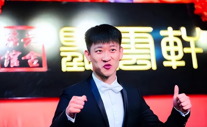 郭德纲讲述曹云金岳云鹏事件,当岳云鹏得知郭德纲被曹云金羞辱