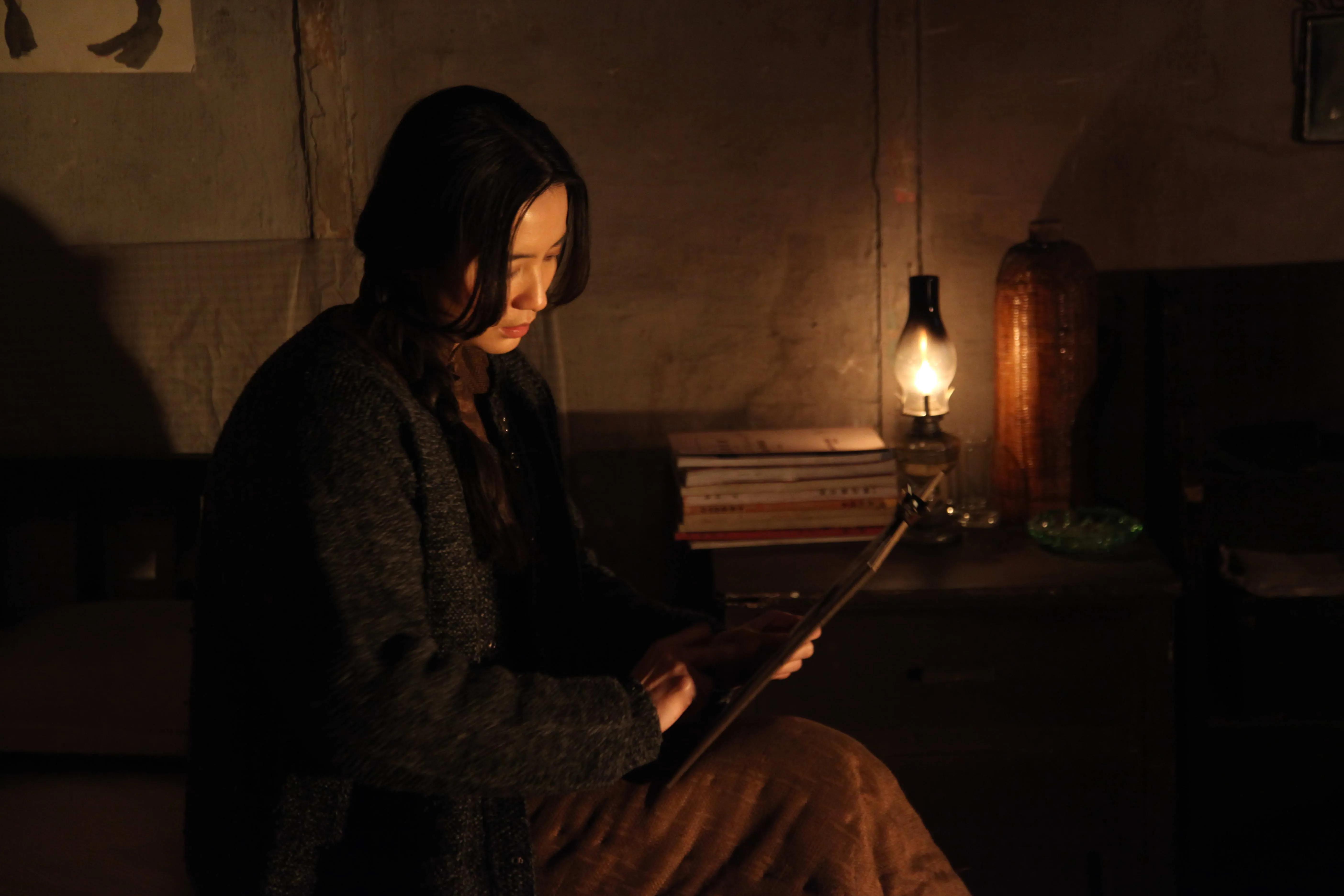 被命运戏弄的女人,受到命运的捉弄的女孩