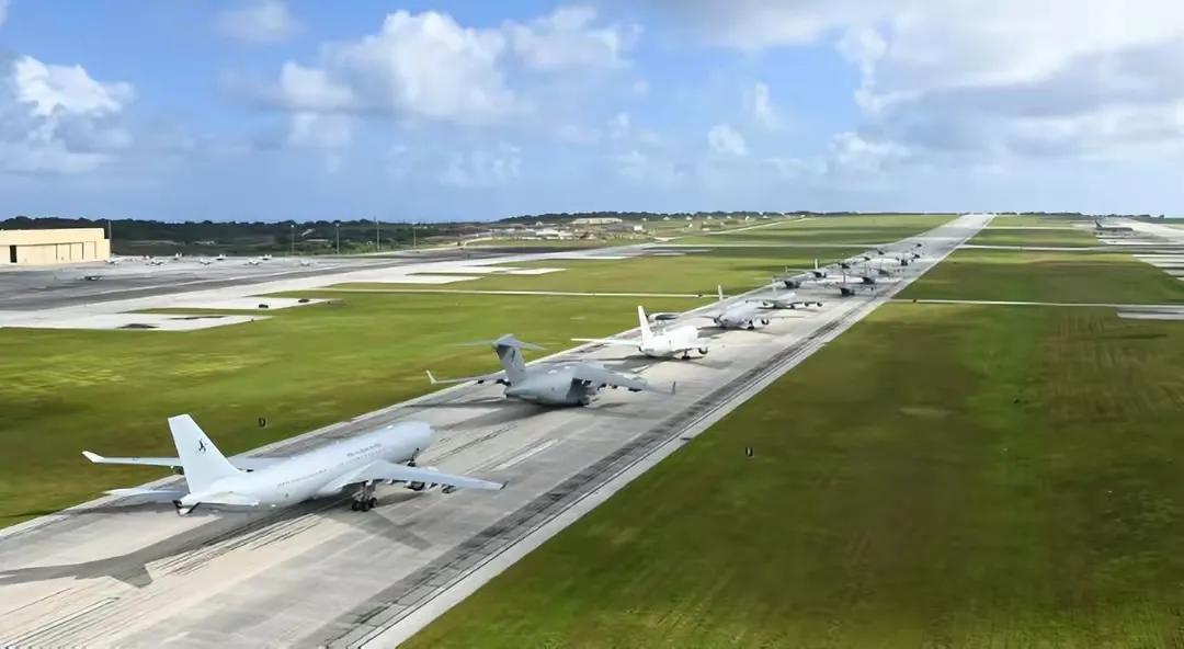 50万美军靠近中国，中国无所畏惧，军民团结抗敌，保家卫国