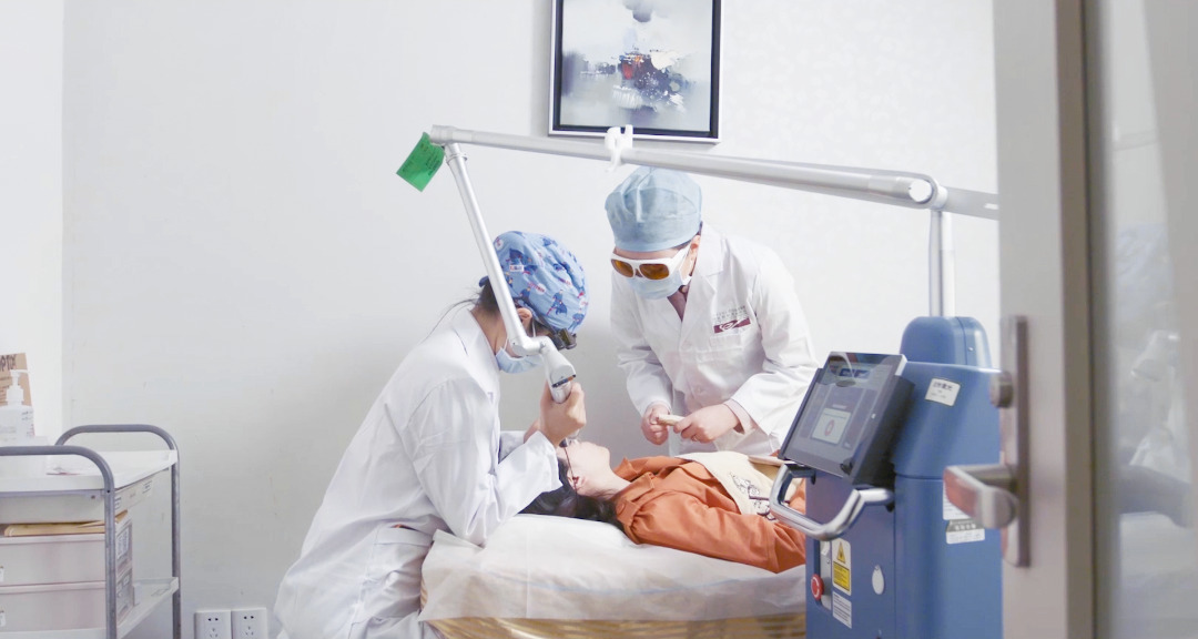 脸上色斑一涂就没是真的吗,专抹各种色斑