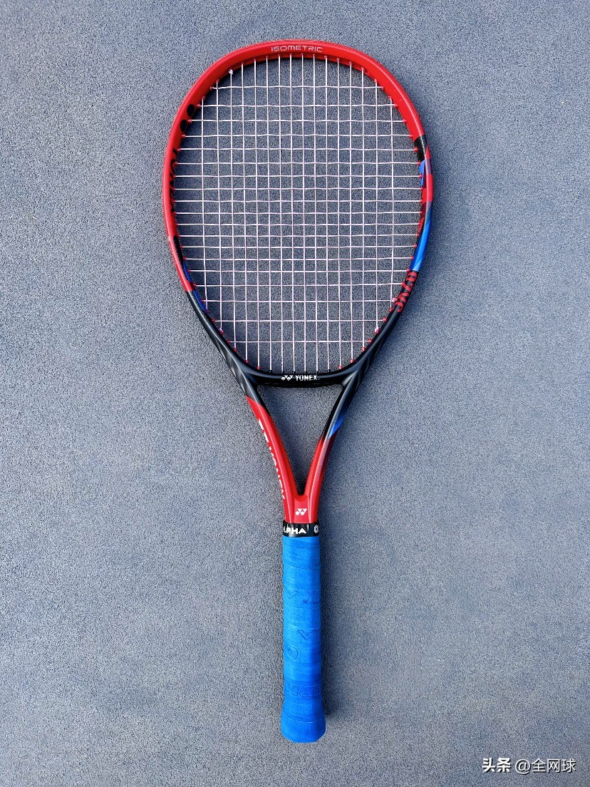 yonex2021新拍评测,旋转的艺术羽毛球