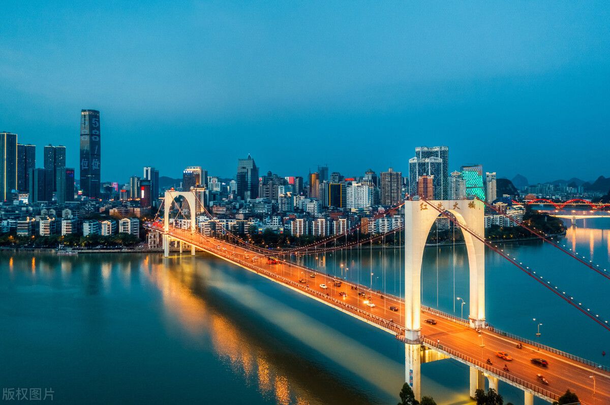 柳州到底是一座怎样的城市,柳州是一个什么样的城市