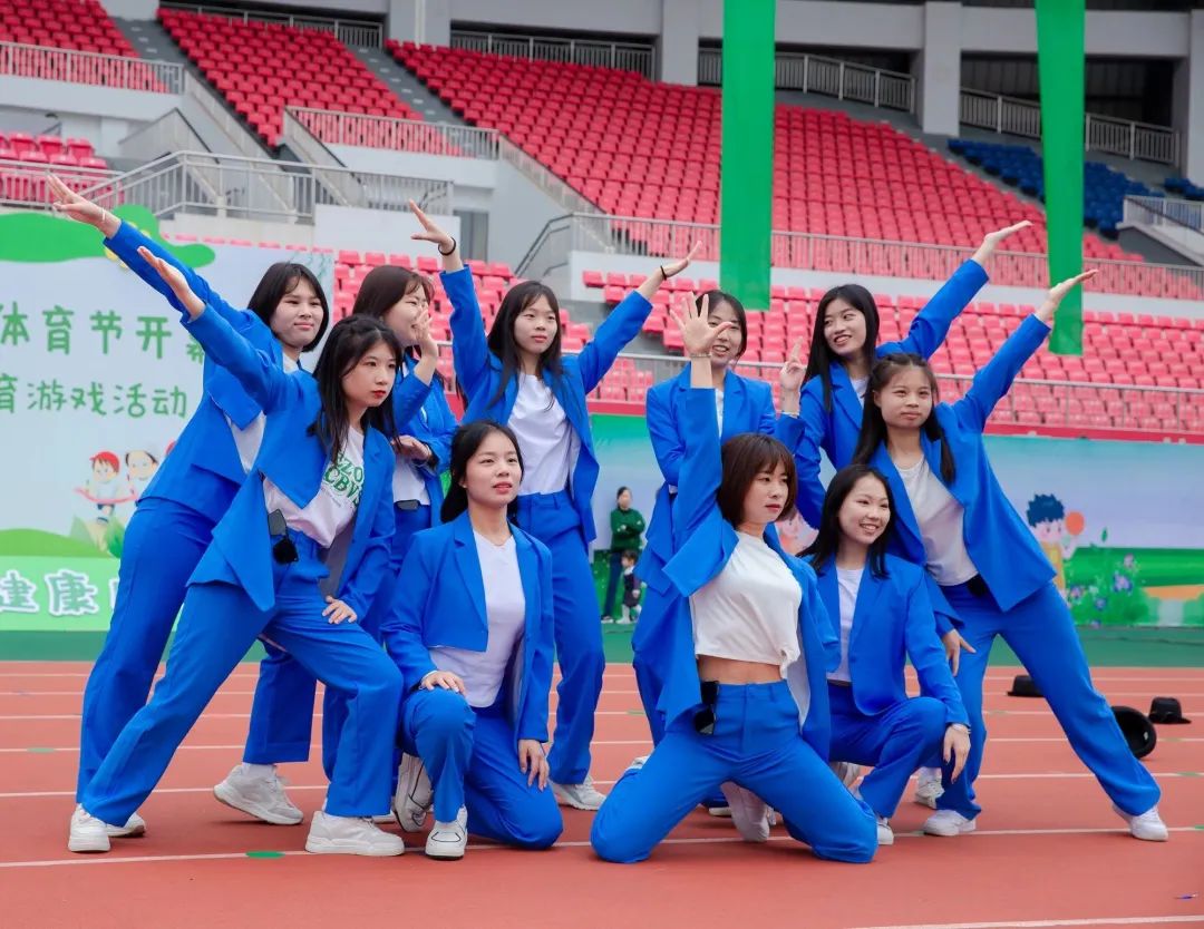 幼崽萌娃活动,运动会萌娃新颖开幕式