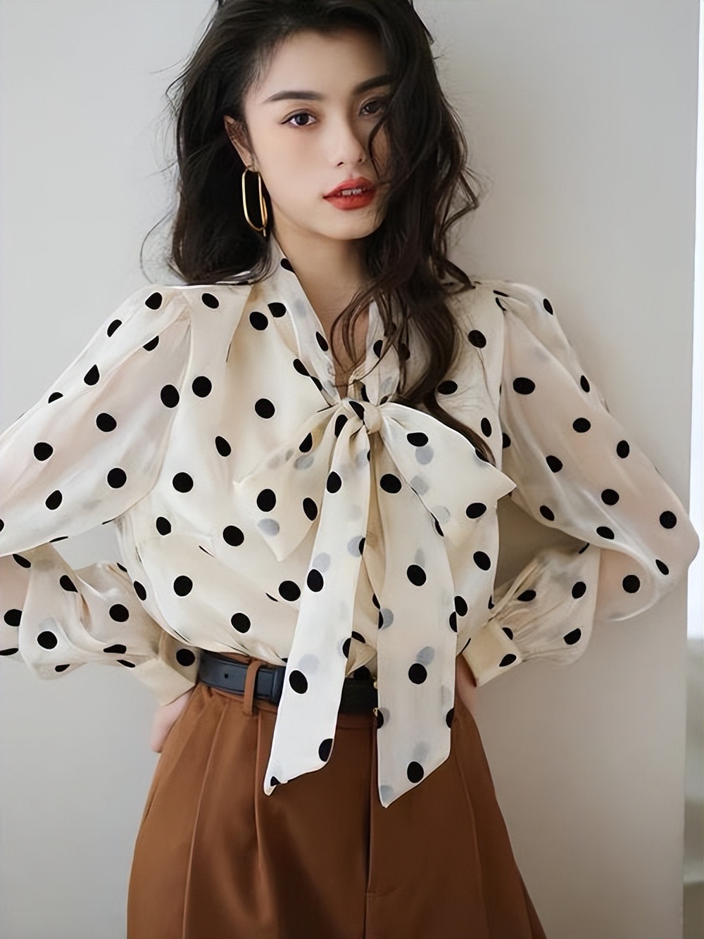 衬衫这样穿时髦又高级回头率200,试试这些高级干练的衬衫穿搭