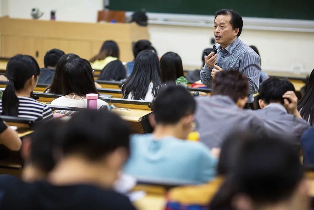 最爱的人死了崩溃,最爱的人死了咋办