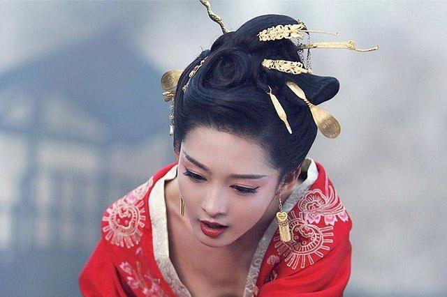 古代殉葬妃子为什么腿会分开,古代妃子陪葬腿为何分开