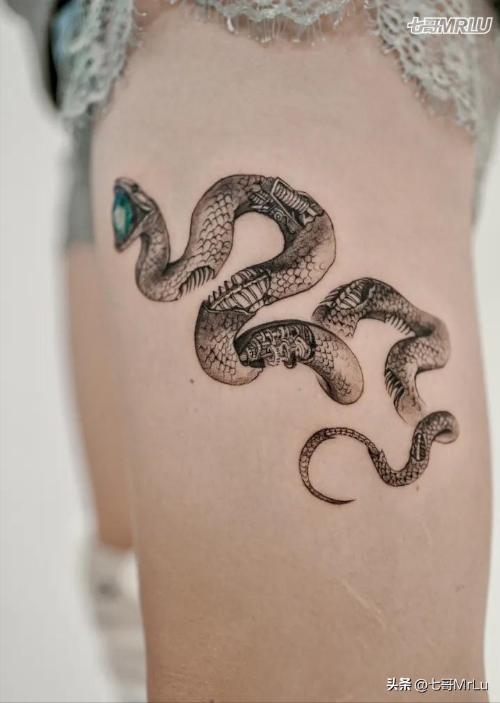 纹身痛不痛女生版,纹身痛不痛视频