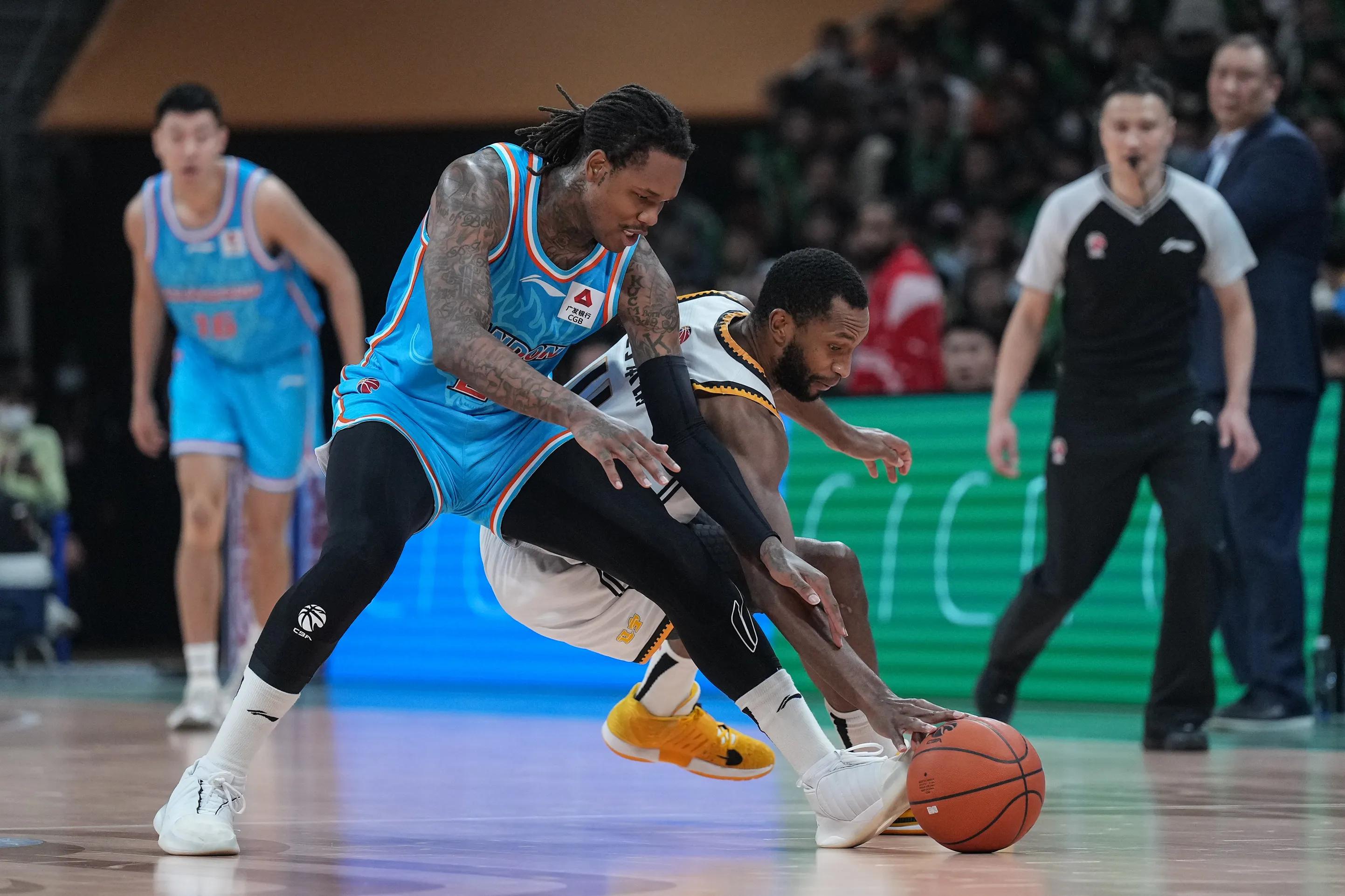 辽宁惨败广东杨鸣需调整阵容策略,辽宁本钢队大胜吉林