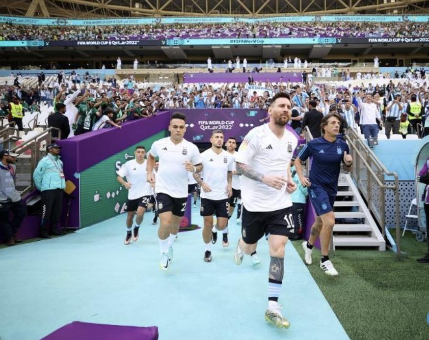 四大洲冠军全翻车！世界杯乱套了，意大利当球迷，亚非南美都出局