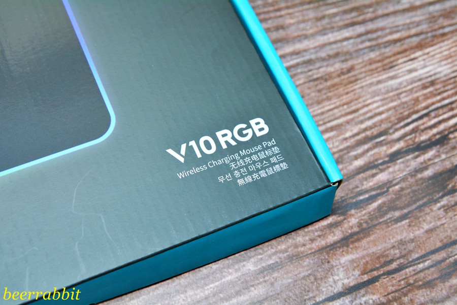 雷柏v10rgb无线充电鼠标垫拆解,雷柏v1游戏鼠标好用吗