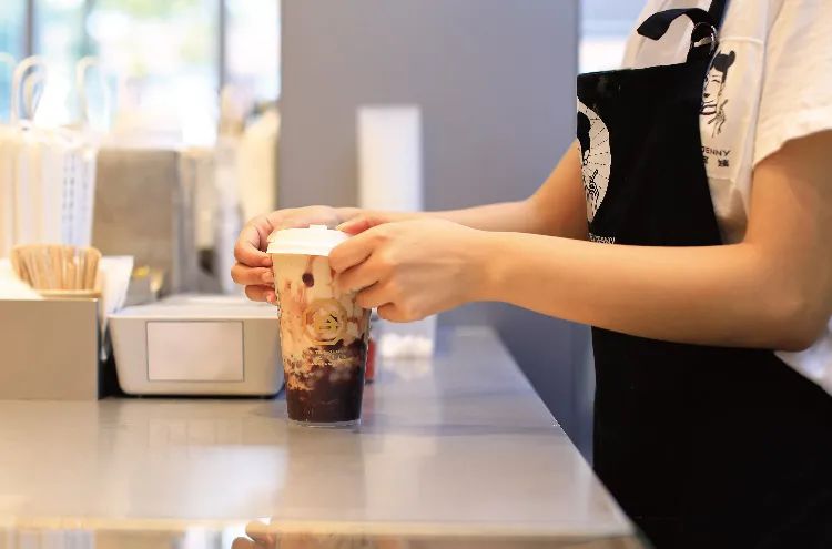 40万茶饮店生死保卫战：今年不倒闭就是最大胜利