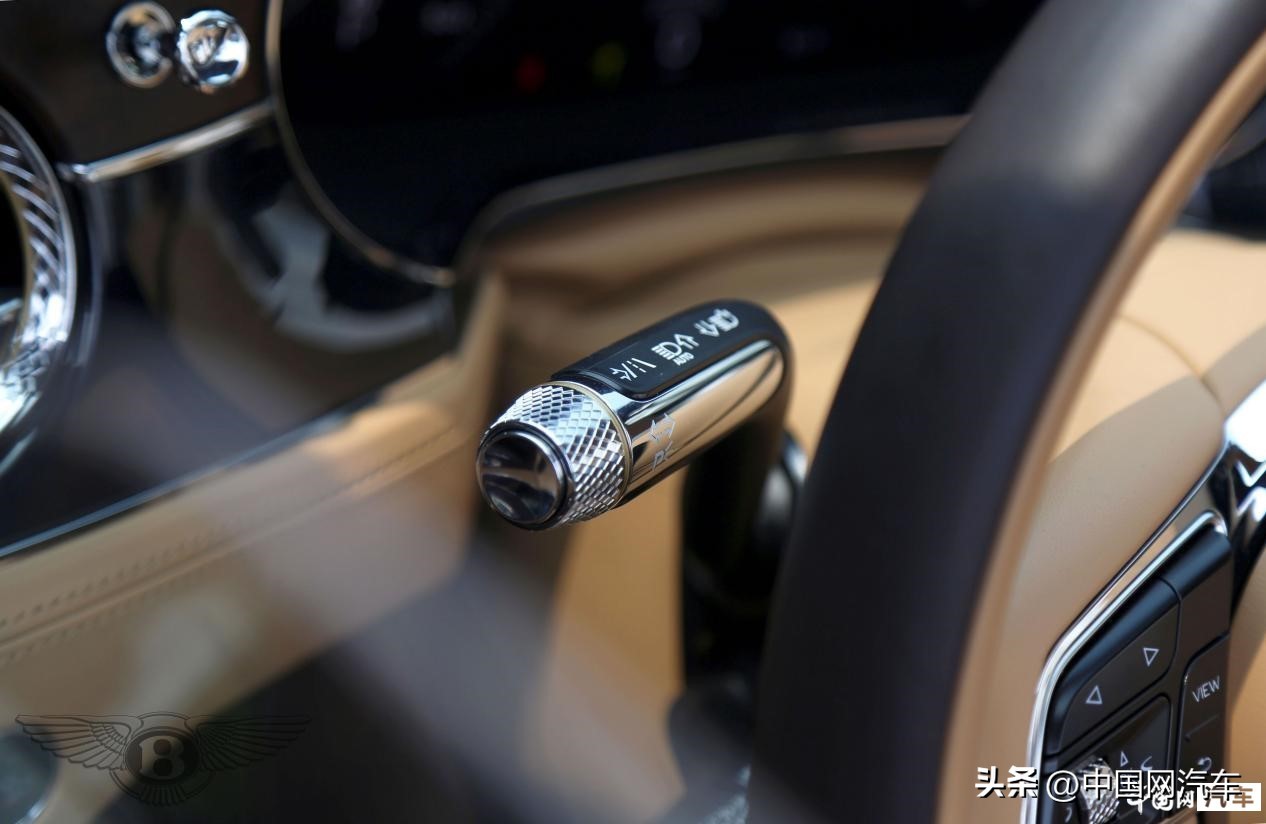 高贵气质动感拉风实拍宾利欧陆gts,沉浸式体验宾利欧陆gt