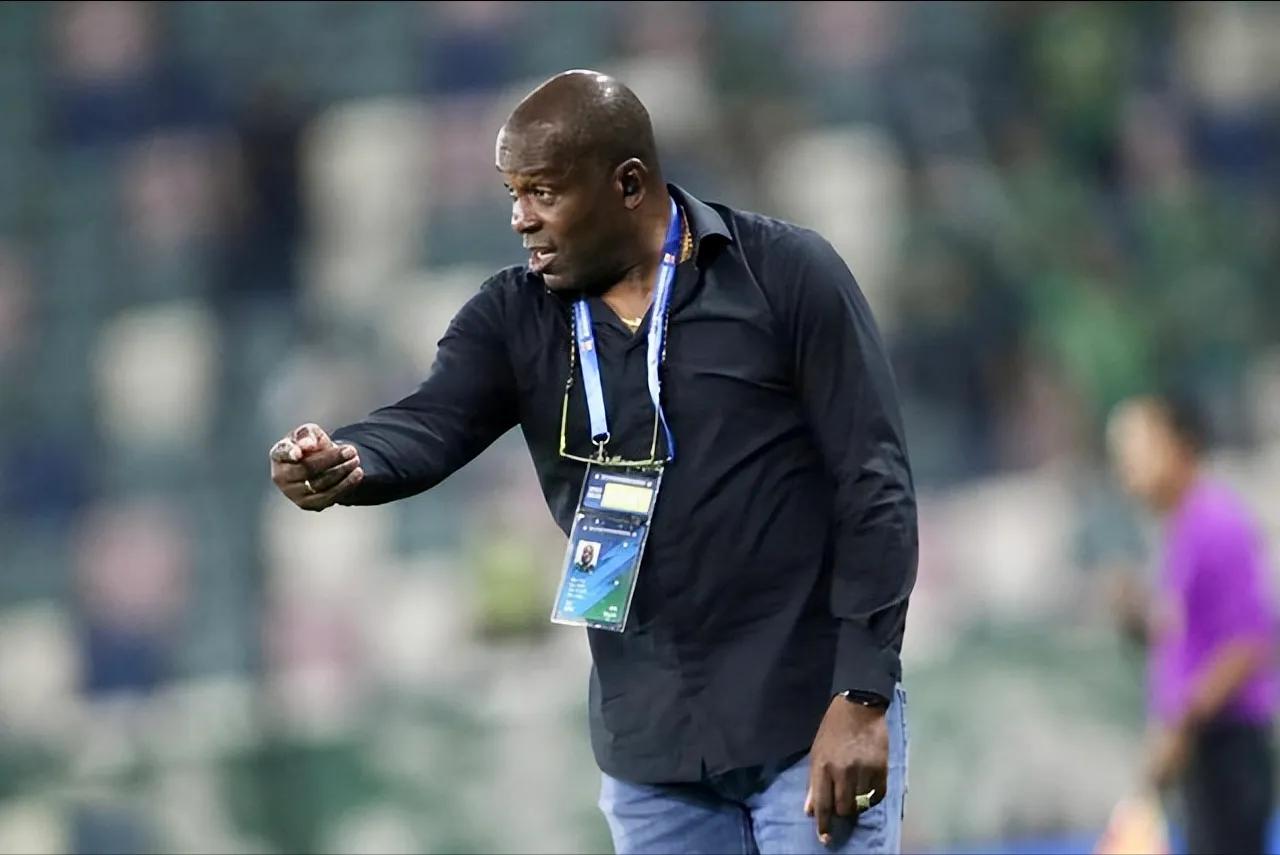 中超转会窗安静换帅却异常忙碌,中超掀起换帅潮