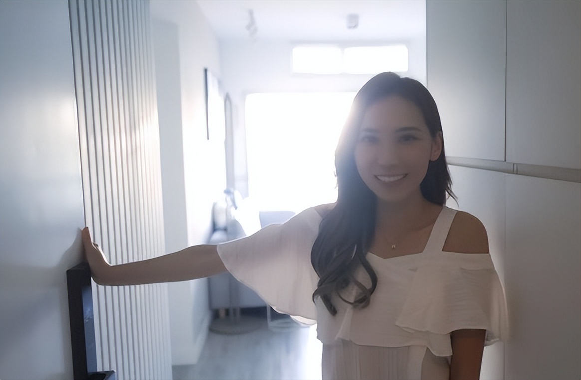 30岁香港“兼职姑娘”,一人在42㎡蜗居2年,独居生活引人羡慕