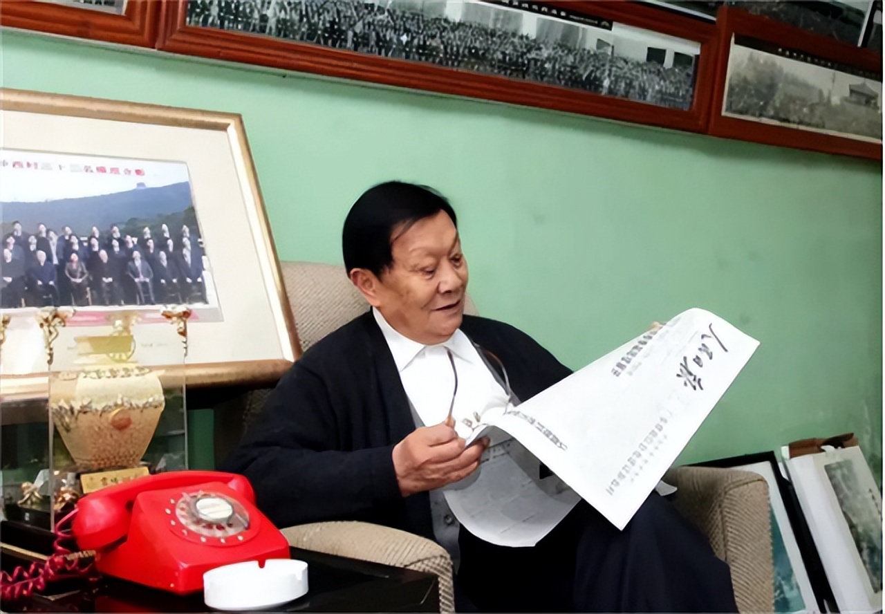 人均600万到负400亿，毁掉“天下第一村”的不是时代，是人性的恶