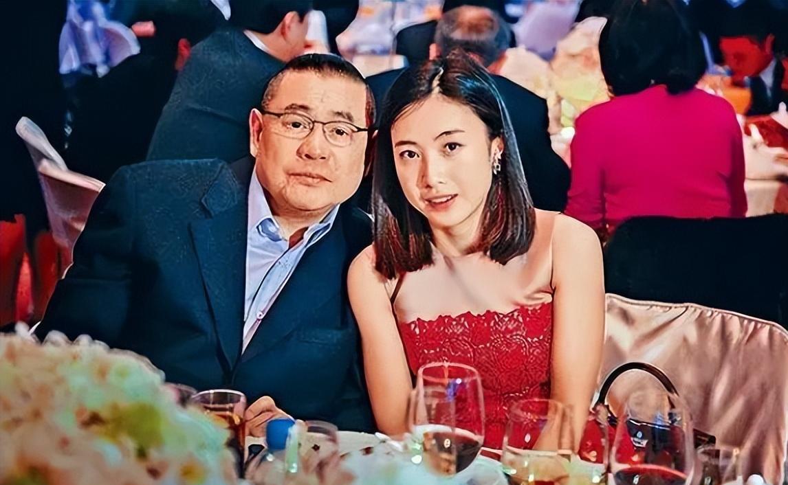 许家印巅峰的时候有多风光,许家印到底有多大实力