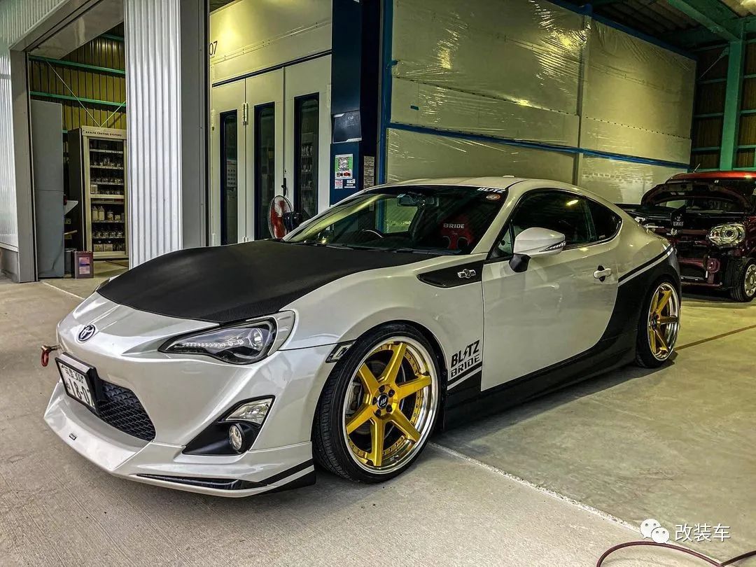 头文字d的女朋友,头文字d里面gt86的车主