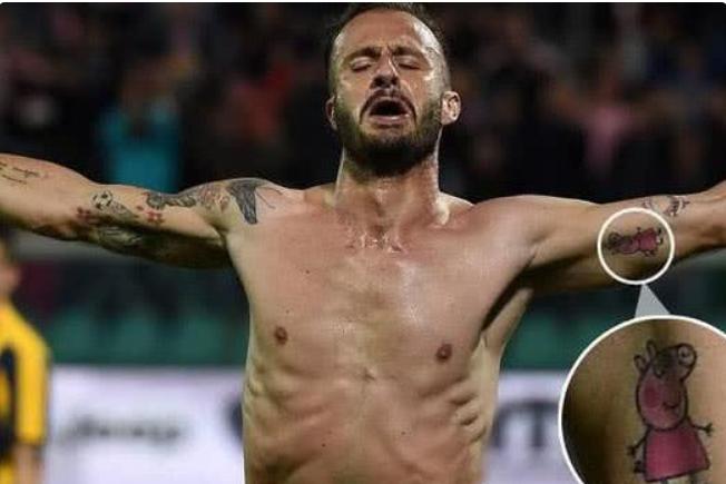 老外纹身汉字搞笑,外国人的奇葩汉字纹身