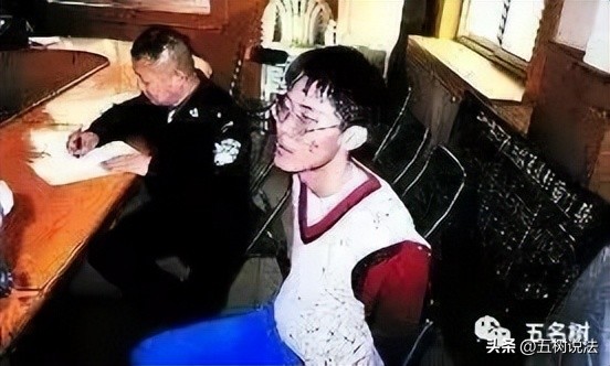 社会正义与职业机会：硫酸泼熊的大学生入职中科院引发思考