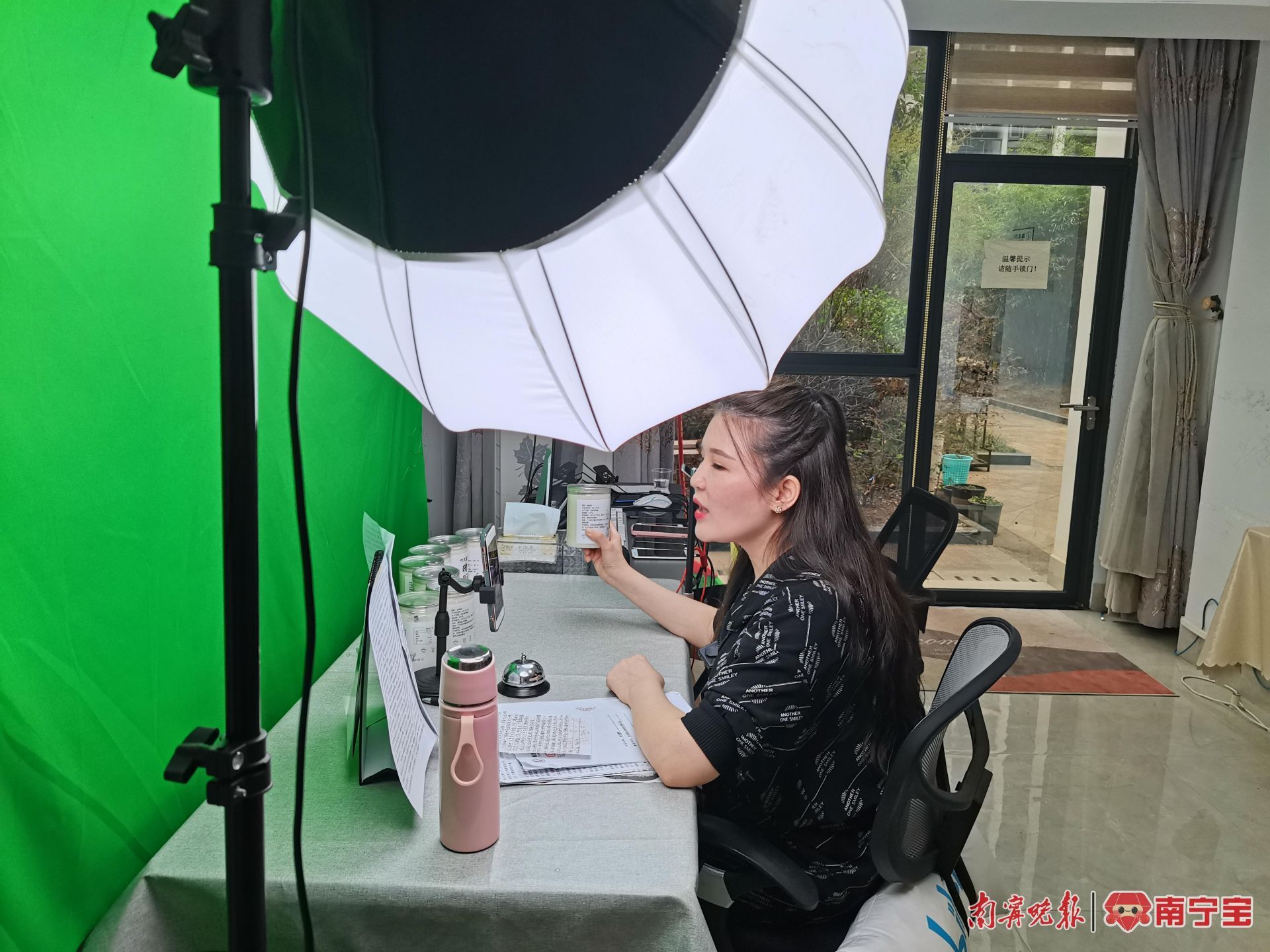 以次充好、货不对板……直播带货“乱象”该如何治理？