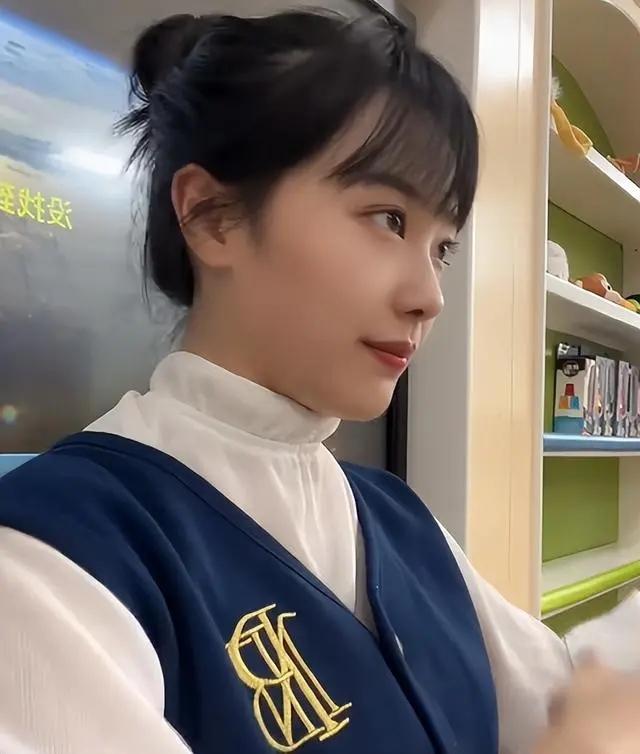 挖呀挖爆红的幼师为何引起争议,挖呀挖呀走红幼师