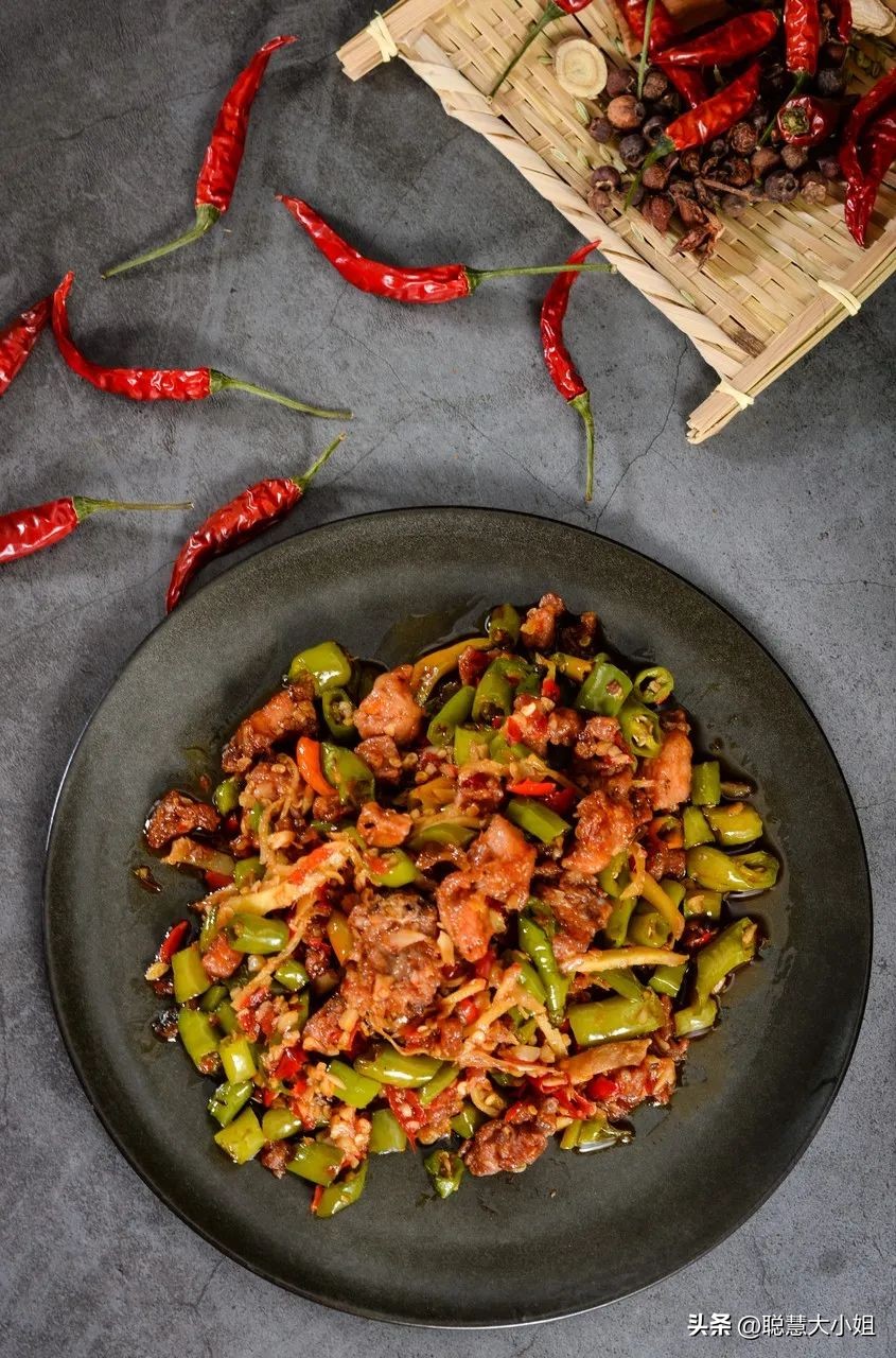 成都“兔”年的别样解锁方式？去这个美食之都用鲜香麻辣重启味觉