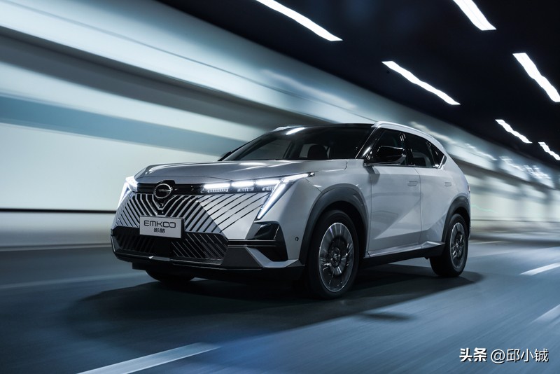 买车推荐15万左右suv,稳重or年轻10万级suv怎么选