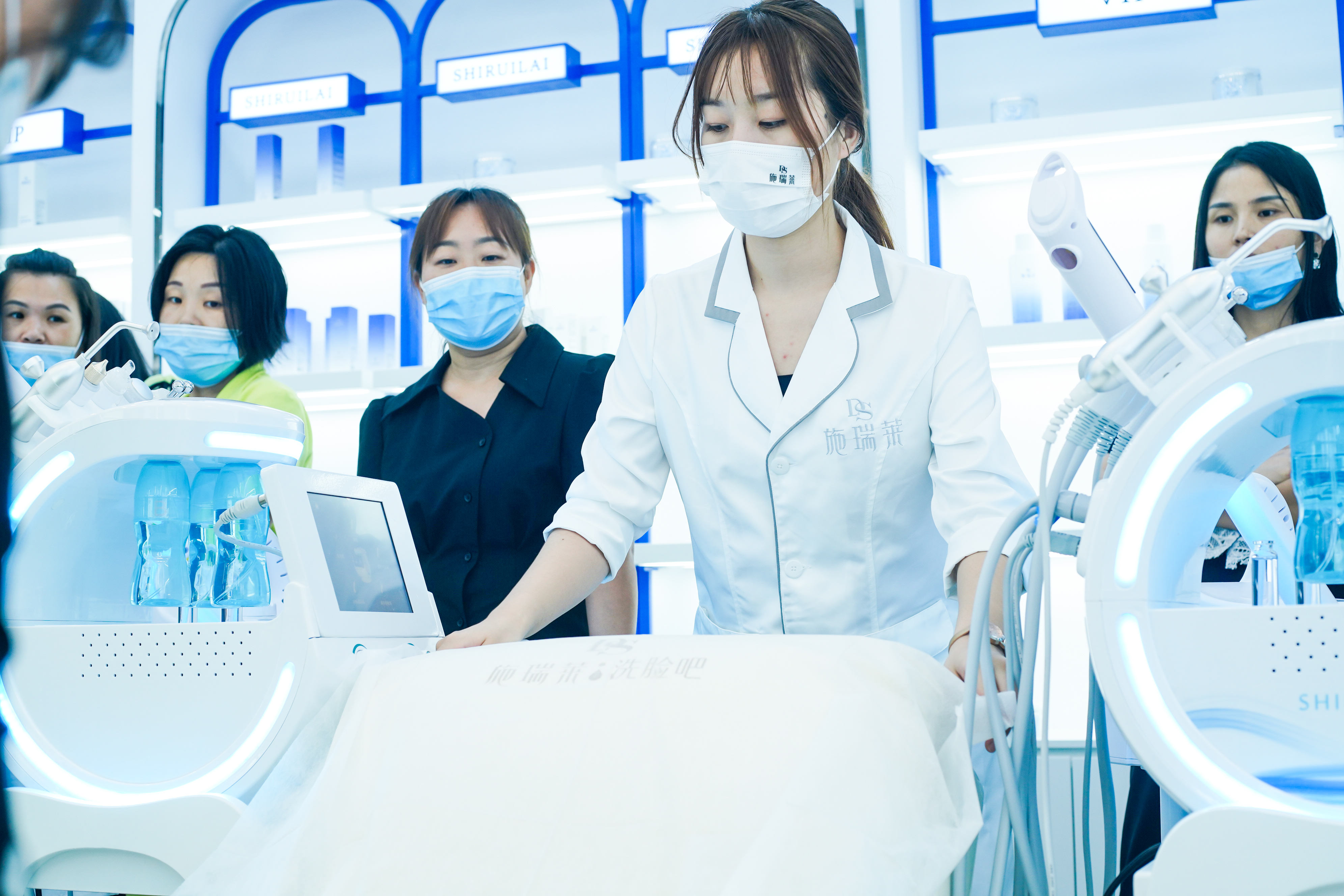 洗脸吧和美容店是同行吗,洗脸吧和洗头吧哪个前景好