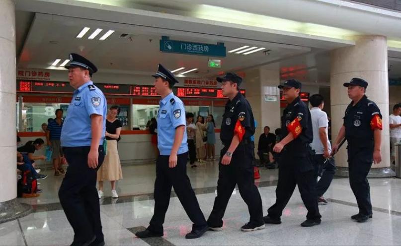 医院保安能赚多少钱一个月,做保安一年赚50万块钱