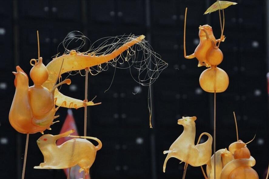 民间艺术吹糖人的发明者 (吹糖人是中国民间传统艺术吗)