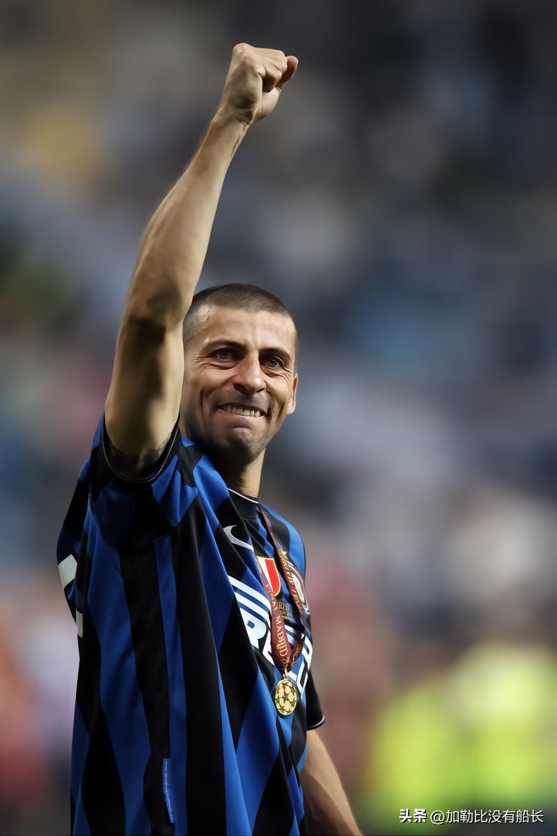 离开皇马拿过金球奖,离开五大联赛的球员盘点