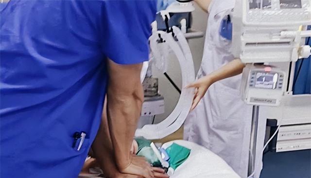 生死间的绘境：车祸后的地狱魔幻