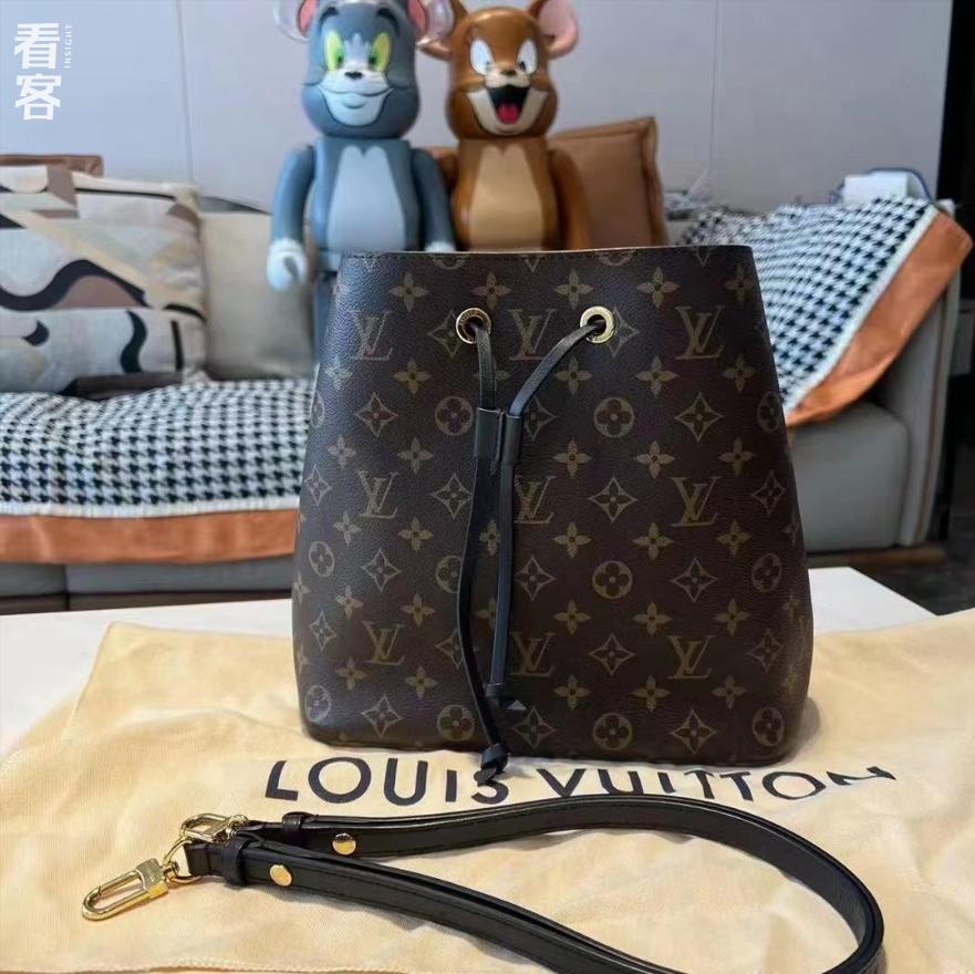 杨浦区名包名表鉴定,鉴定奢侈品包真假故事