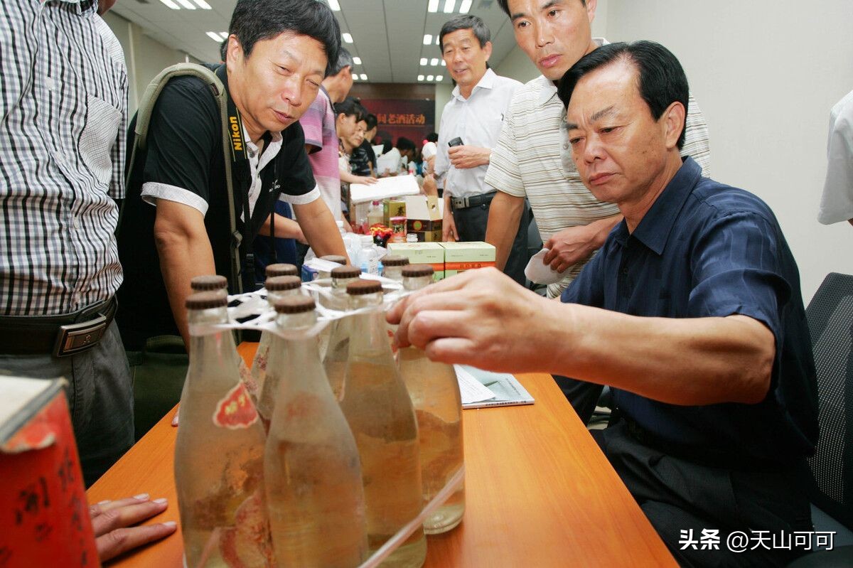 这3种酒每一种都是极品,这3种酒可不要拿出来