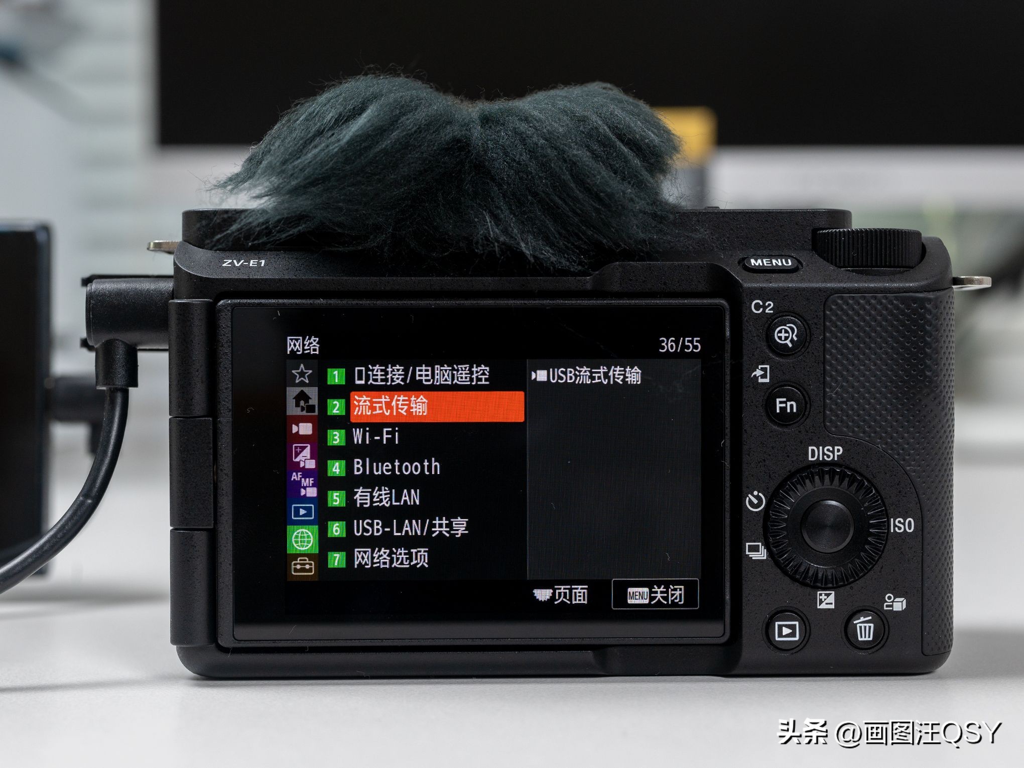 技术不够装备来凑，索尼ZV-E1真定位新手？Vlog初学者心得分享