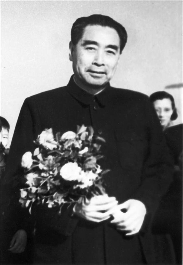 周总理批示妥善保护，千年女尸在博物馆存放20年，究竟是何来历？