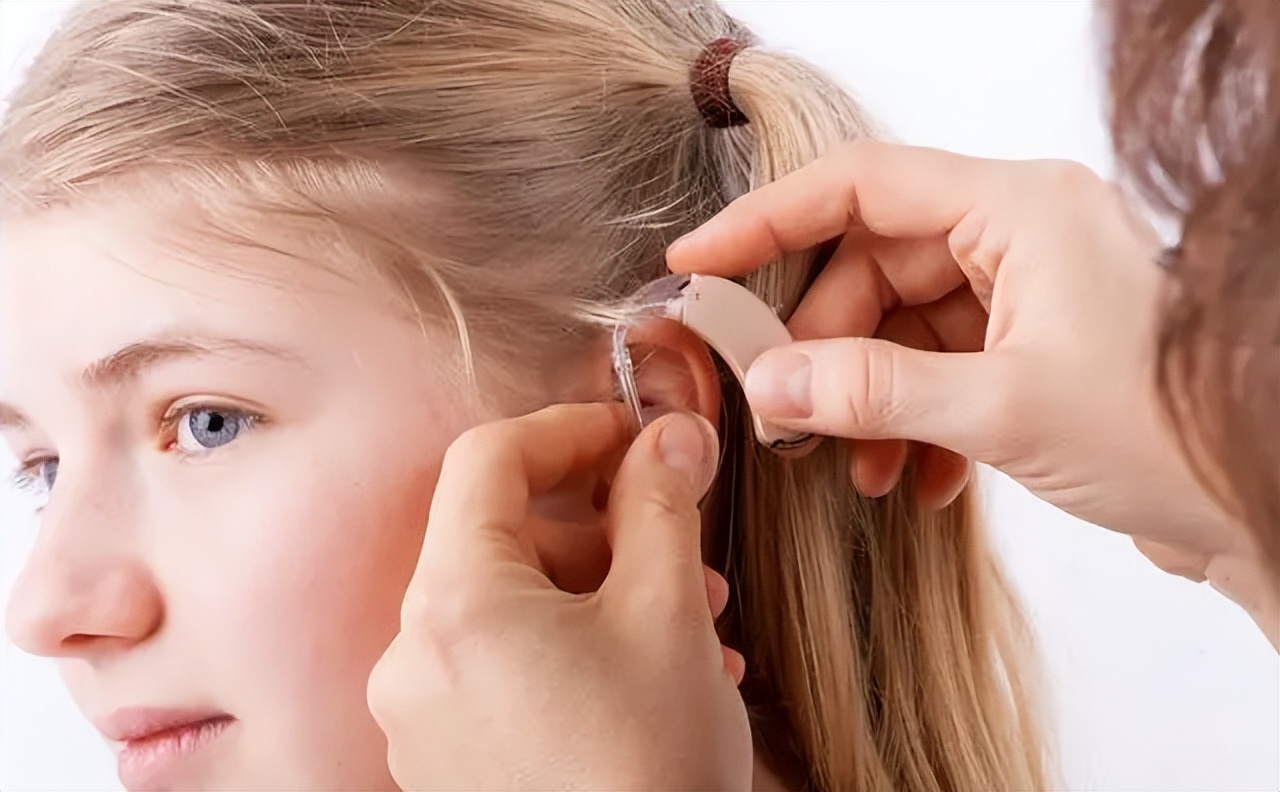 关于听障孩子开学上课的心情,听障儿童家长要注意什么