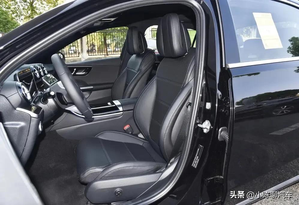 2021款奔驰c级200l时尚运动版试驾,全新奔驰c级上市全系1.5t轻混