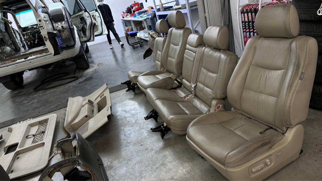 06年丰田霸道汽车翻新全过程,从山西拉回来的车