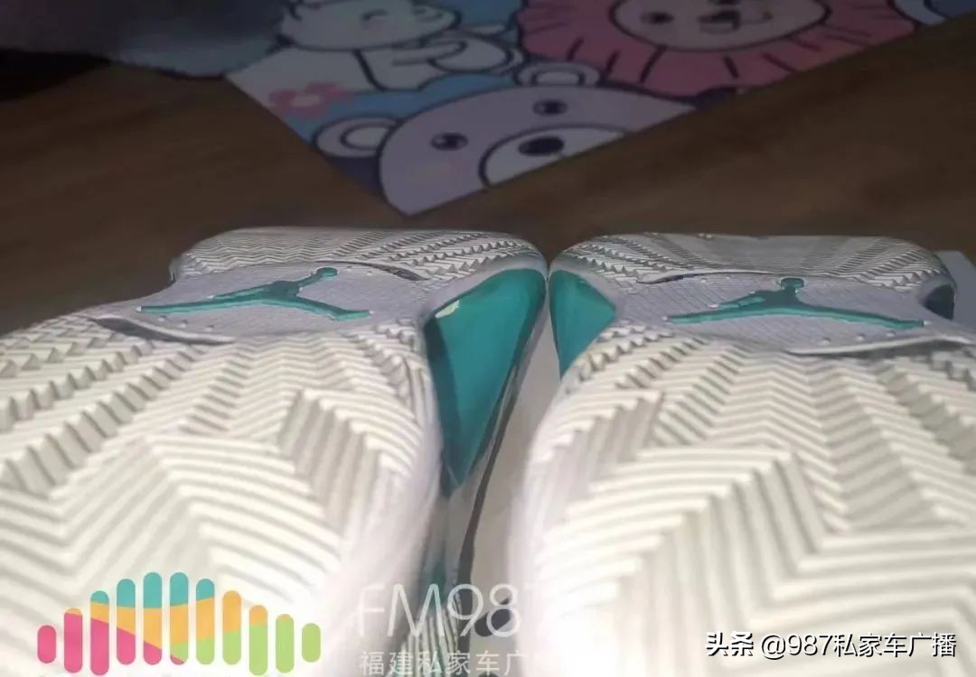 男子买aj,小伙子买aj花了一百多万