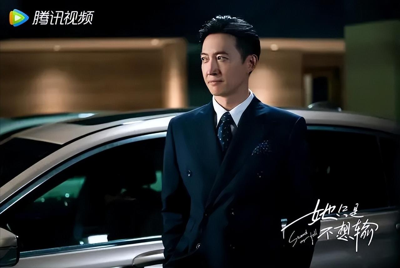 好家伙！开播拿下榜单第1，爱奇艺重磅强推，这剧真的越看越上瘾