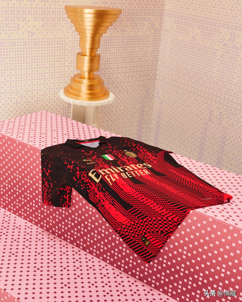 限量7张！TheDugout上架C罗超大幅签名海报