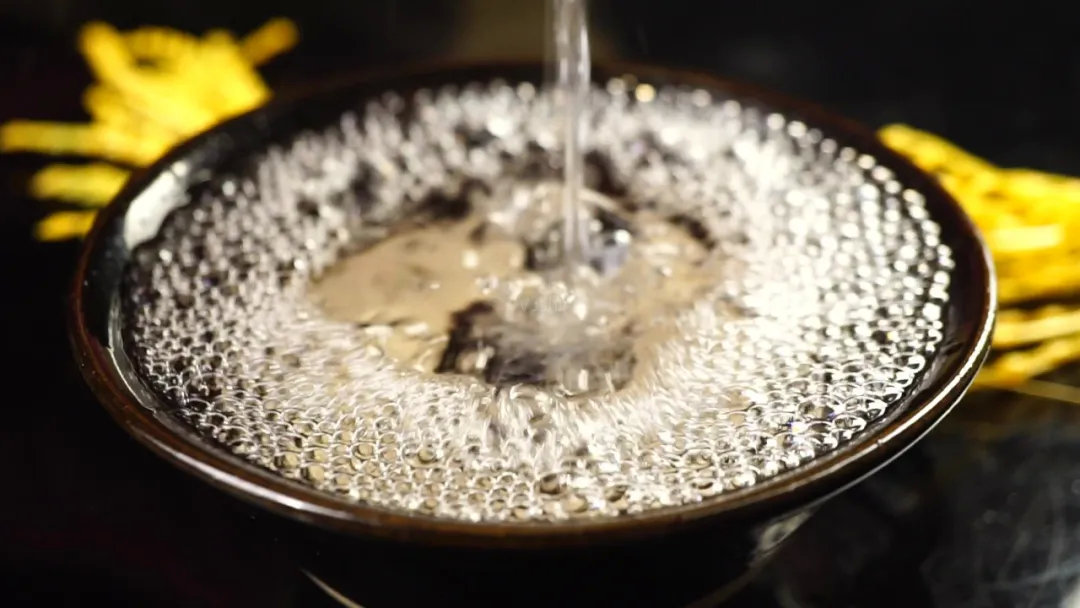 茅台稀世绝品黄盖老茅台价格,红瓶茅台酱香珍品