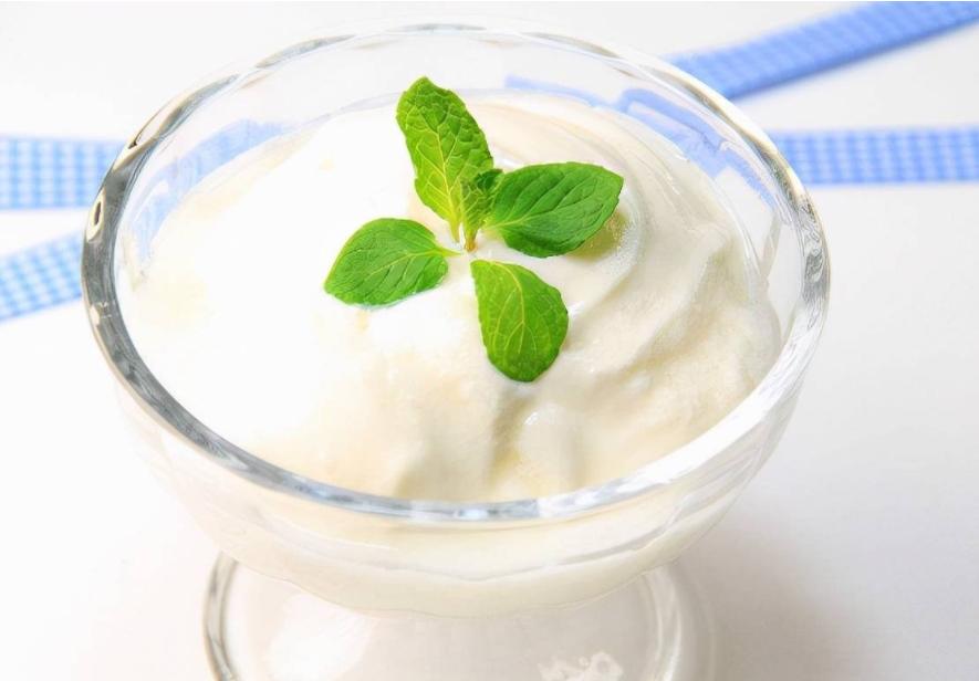 坚持喝酸奶身体有哪些变化,坚持每天早上喝酸奶会怎么样