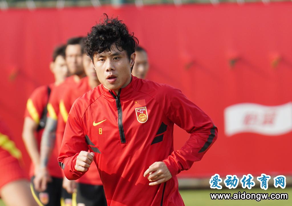 李霄鹏国足集训最新名单,国足李霄鹏最新视频