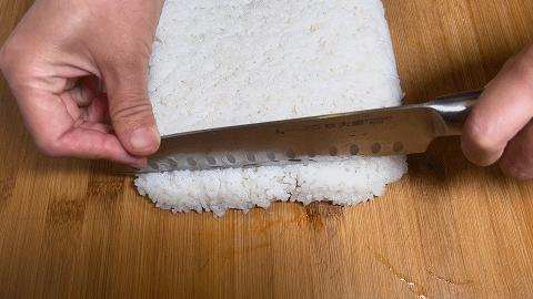 剩米饭怎么做的又好吃又简单,剩米饭怎么做才好吃又简单