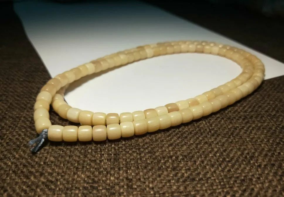 哪种手串更容易上包浆,手串包浆香味少